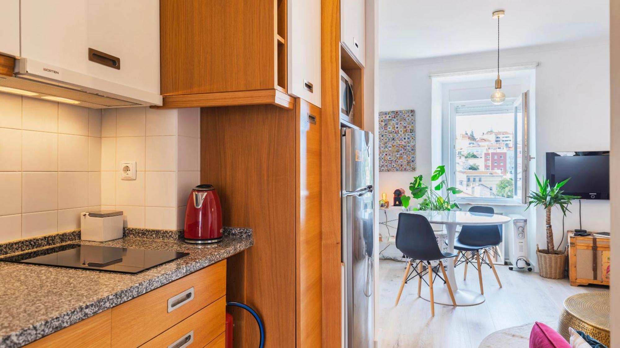 Sunny Design Apt In Praca Das Flores By Lovelystay Лиссабон Экстерьер фото