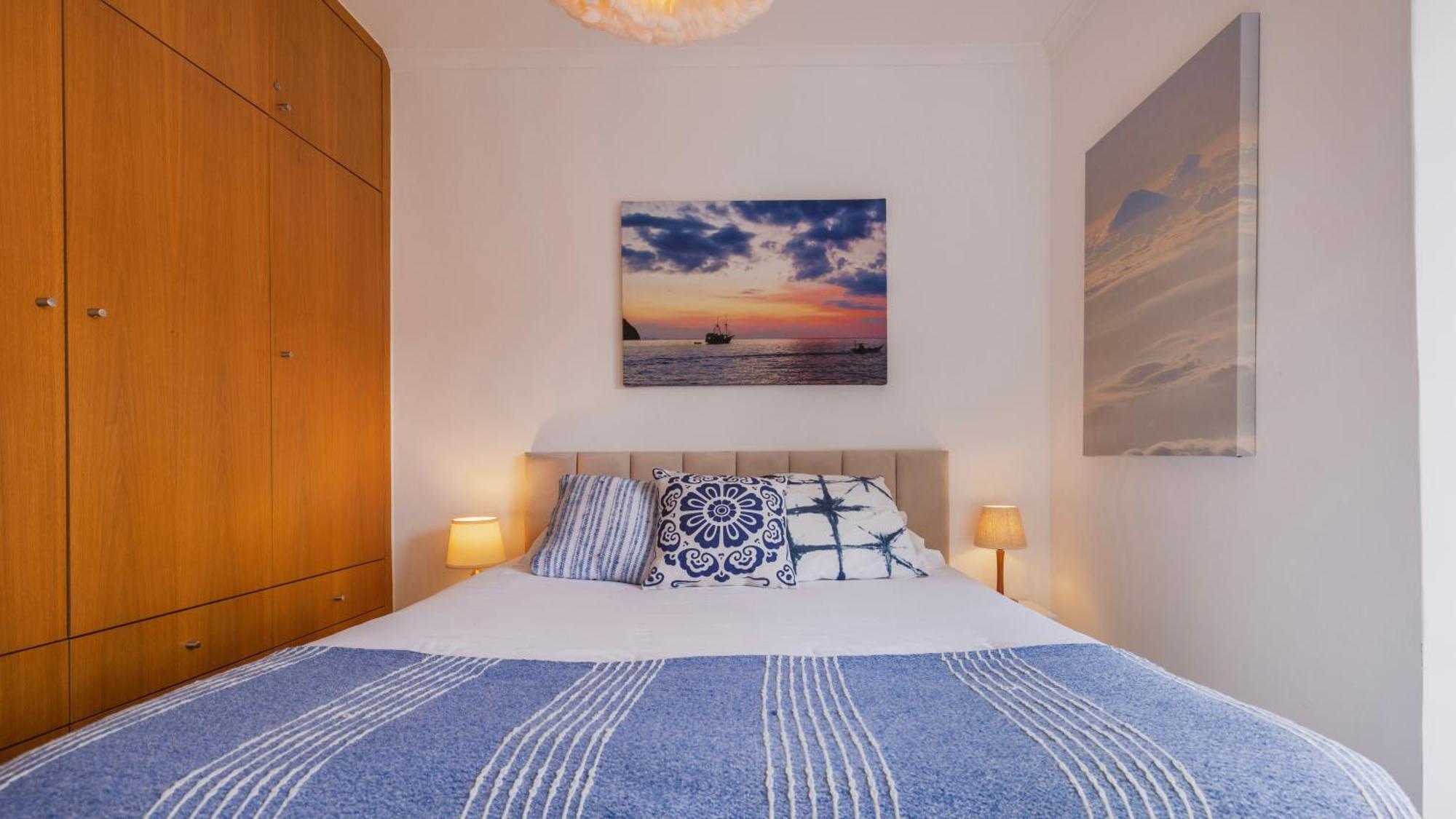 Sunny Design Apt In Praca Das Flores By Lovelystay Лиссабон Экстерьер фото